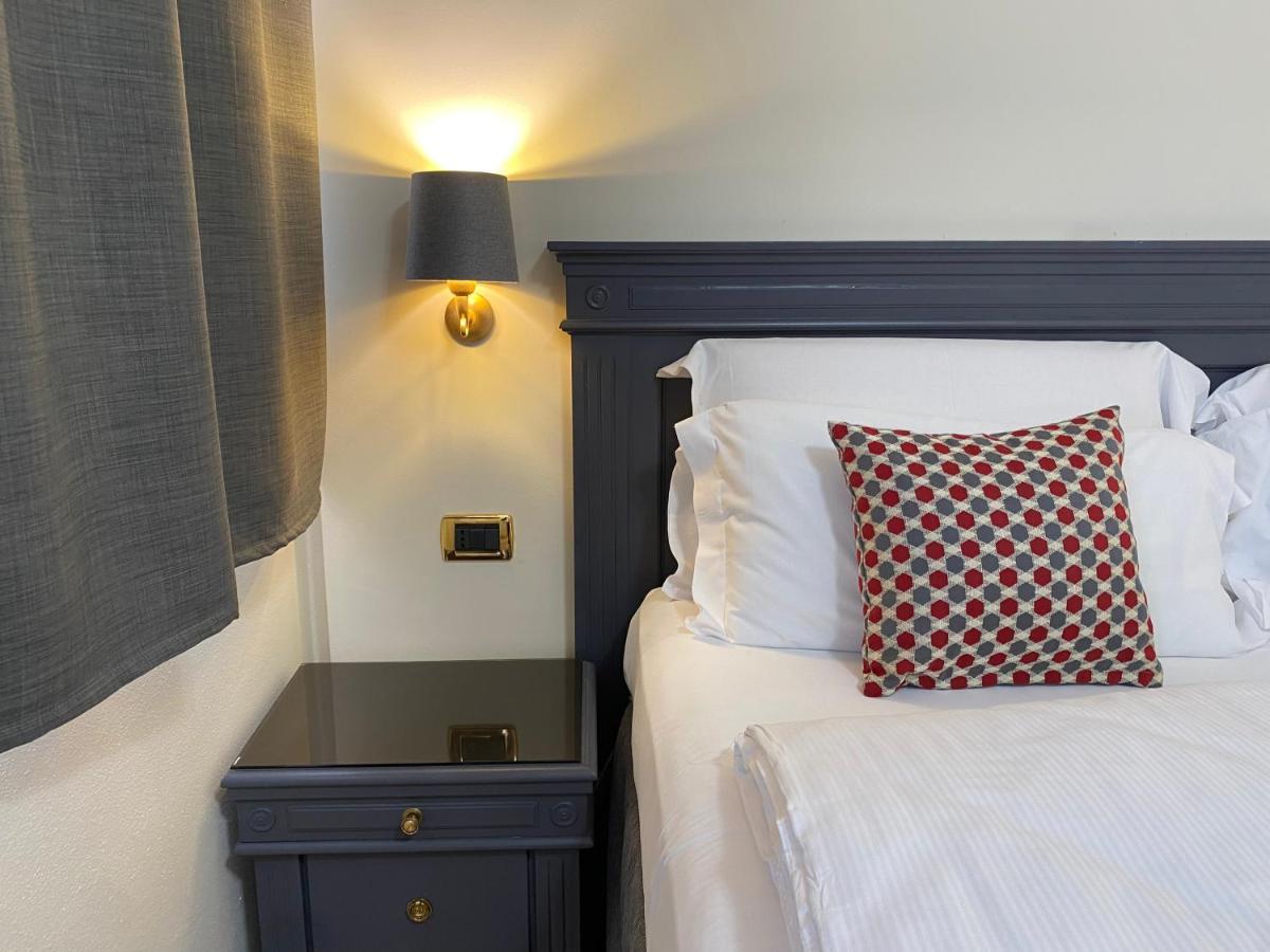 Hotel Estee Desenzano del Garda