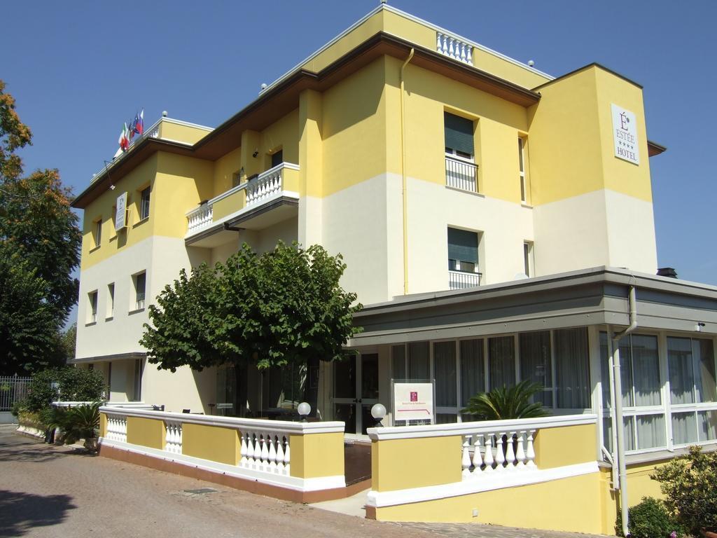 Hotel Estee