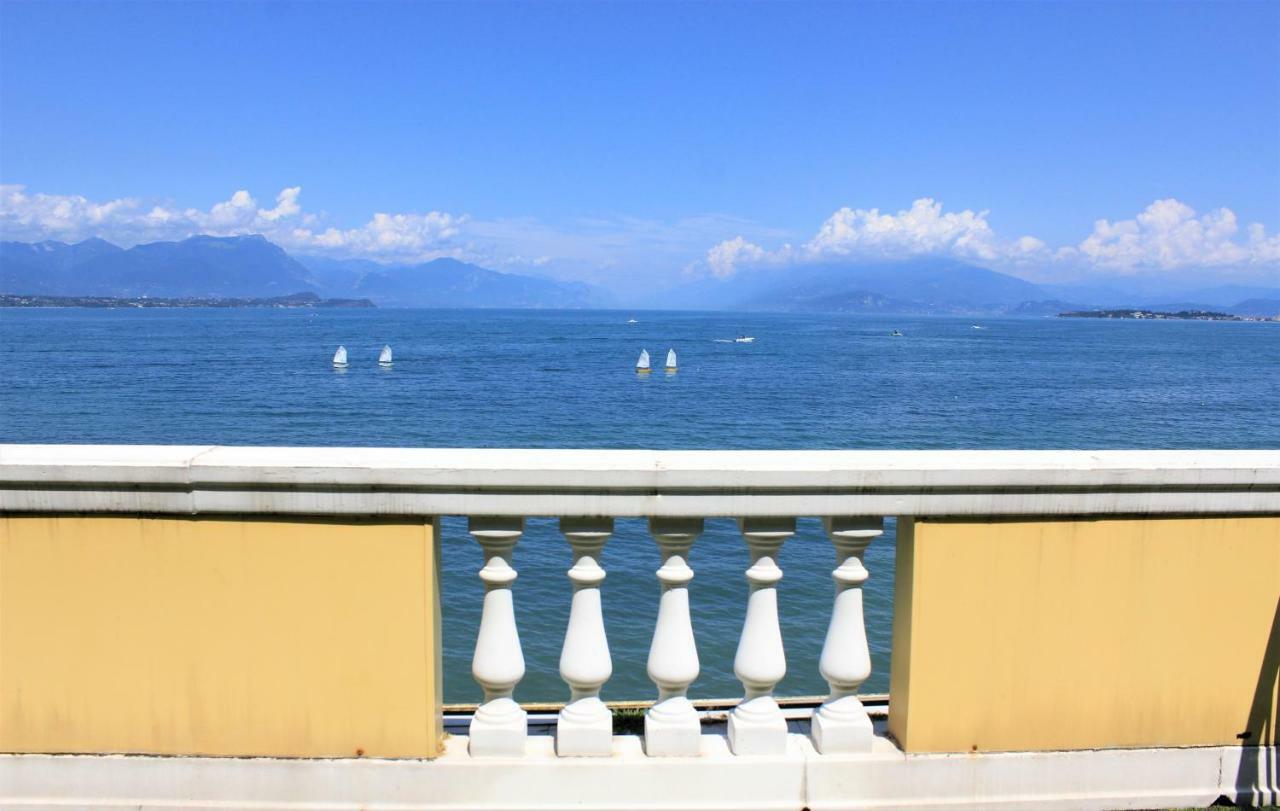 Estee Desenzano del Garda